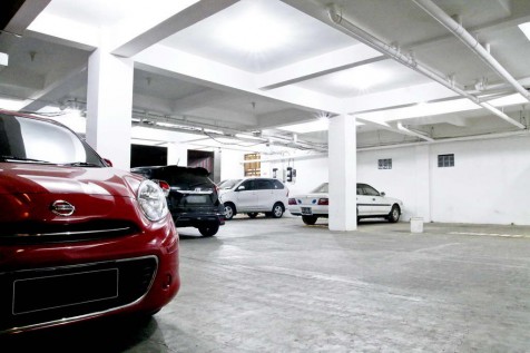 Tempat Parkir Kost